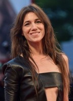 Charlotte Gainsbourg  nude