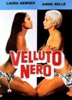 Velluto nero movie nude scenes