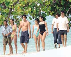 La Isla de los famosos tv-show nude scenes